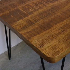 Vergadertafel Kick Triangle recht