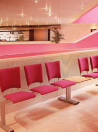 Wachtbank model 8833   3-zits volledig gestoffeerd