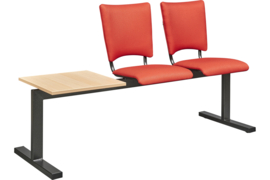 Wachtbank model 8835   2-zits volledig gestoffeerd met tafelblad