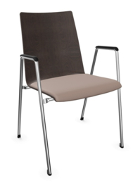 Zaalstoel Brunner First Place 4505A met armleggers, houten schaal en beklede zitting