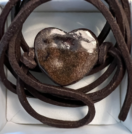 Chic Le Freak  Armband hart brons