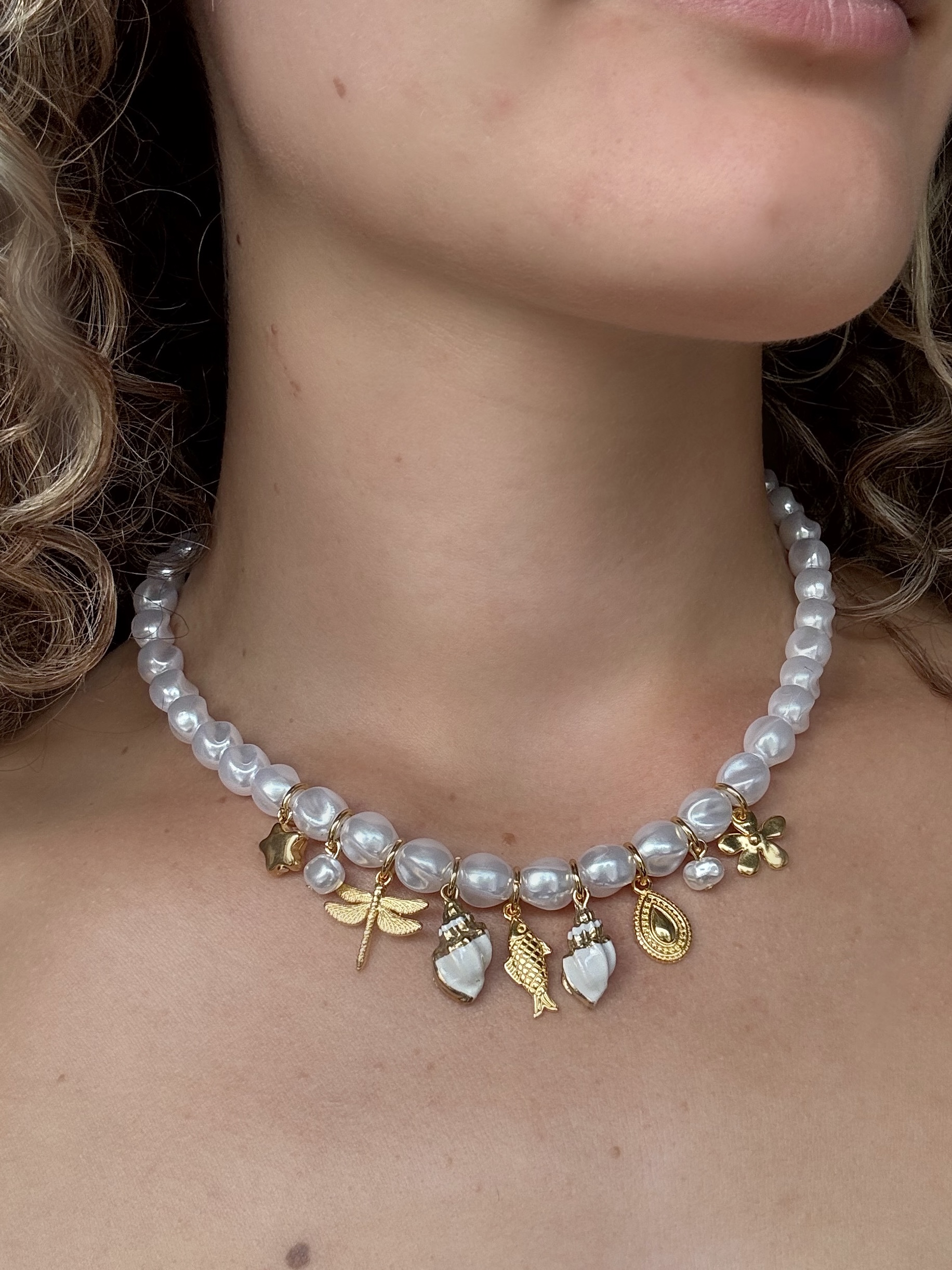 Parelketting gouden bedels