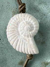 Ketting Schelp wit Grieks keramiek