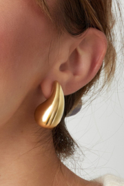 Oorbellen druppel medium goud