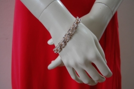 Armband met Rozékleurige Strass Steentjes