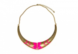 Goudkleurige Choker met Neon Roze Geometrische Patronen