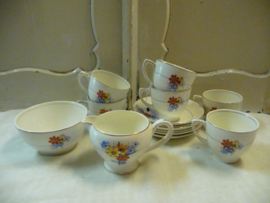 thee servies van 8