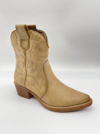 Ankle boot
