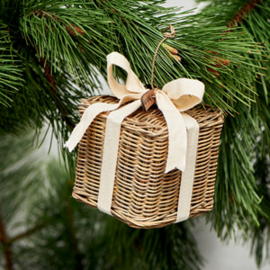 Rustic Rattan Christmas Present M