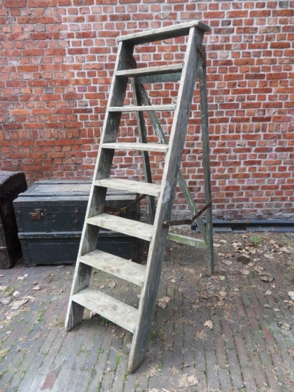 Wonderbaarlijk mooie oude houten trap VERKOCHT | Verkocht | Pear Tree Cottage NF-77