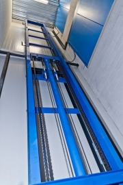 Goederenlift type 1 kolom - elke afmeting op aanvraag leverbaar !!