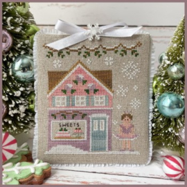 Country Cottage Needleworks - "Sugar Plum's Sweet Shop" (Nutcracker Village nr. 2)