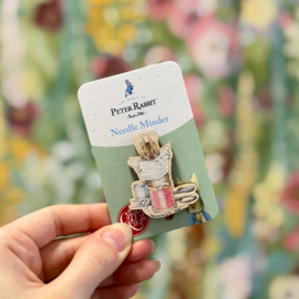 Needleminder - "Peter Rabbit - Tailor of Gloucester"