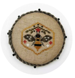 Heart in Hand - Pocket Round Bee