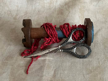 Dames of the Needle -  Cotton chenille (fin) - Couleur "Hallow Moon"