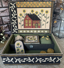 Mani di Donna - "Red House Sewing Box"