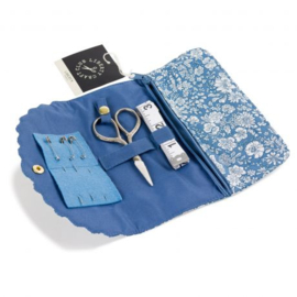 Liberty Fabrics - "Naai-kit  - blauw"
