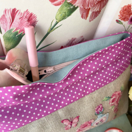 Les brodeuses Parisiennes - Maxi Trousse "Eau de rose" (Linnen)