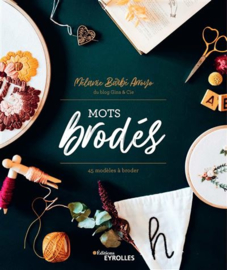 Boek - "Mots brodés " (Mélanie Barbé-Arroyo)