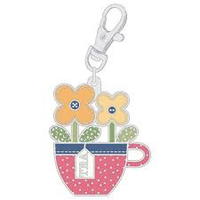 Lori Holt - Happy Charm - "Teacup"
