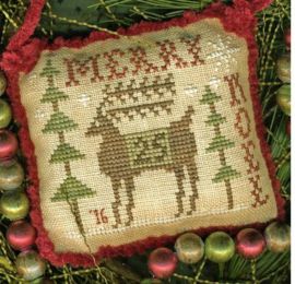 Homespun Elegance - Santa Ornament - "Merry Deery"