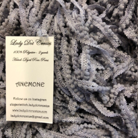 Lady Dot Creates - Pom Poms - kleur "Anemone"