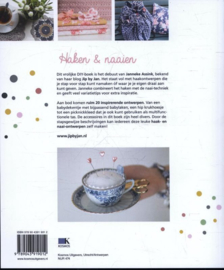 Boek - Haakinspiratie - Haken combineren met naaien (Janneke Assink)