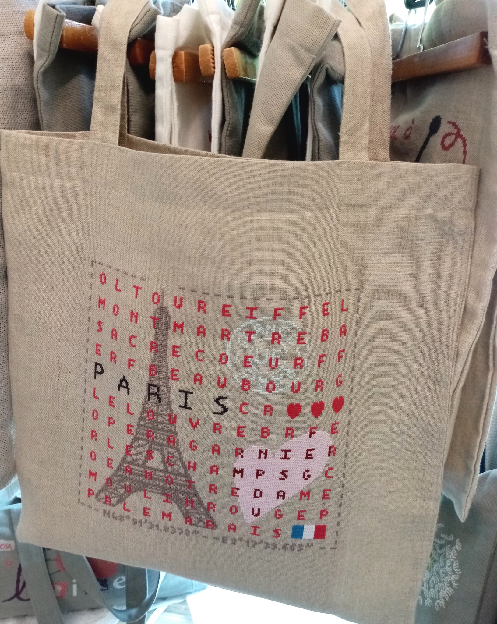 Lili Points - CV01 - "Paris"