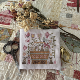 Pansy Patch Quilts and Stitchery - "Chocolate Bunnies Needlebook"
