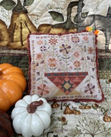 Pansy Patch Quilts and Stitchery - "Betsy's Autumn Basket"