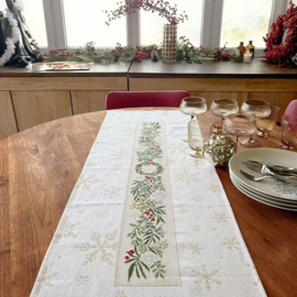Les Brodeuses Parisiennes - Chemin de table "Elégance hivernale" (aïda)