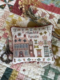 Pansy Patch Quilts and Stitchery - "Thimble House (Houses on Stitchery Lane nr. 6)