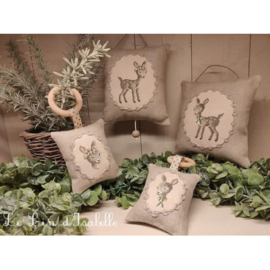 Le Lin d'Isabelle - "Coussin musical et hochet - Faon "