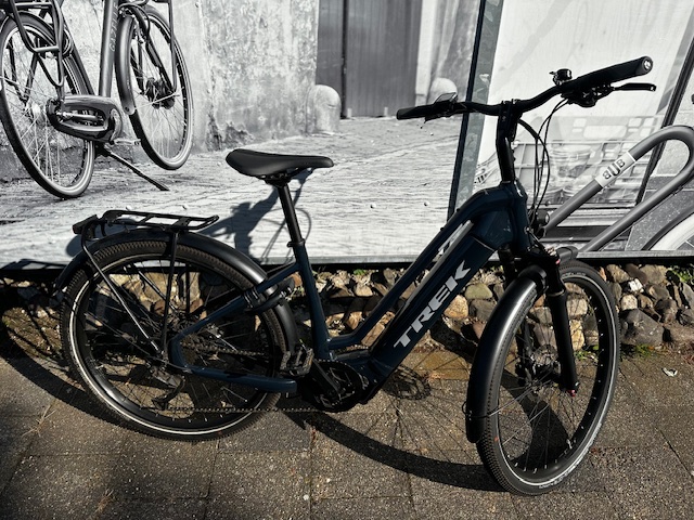Trek Allant