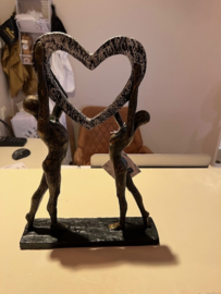 Sculptuur Stel Hart Victory