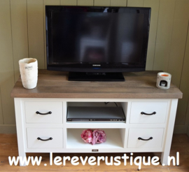 Landelijk TV-meubel 125 cm br x 50 cm diep x 65 cm hoog