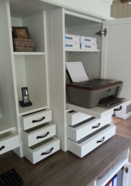 Landelijke witte Secretaire / Bureau / Home-Office met blad in de kleur Taupe 240 cm breed x 200 cm hoog PRIJS OP AANVRAAG