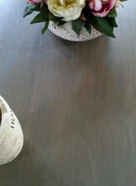 Landelijk witte salontafel met eiken blad, magazineplateau + 2 laatjes, 110 cm l. x 55 cm br. x 50 cm hg. XR