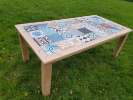 WINTER AANBIEDING Tafel Douglas met Portugese tegels 200x100cm