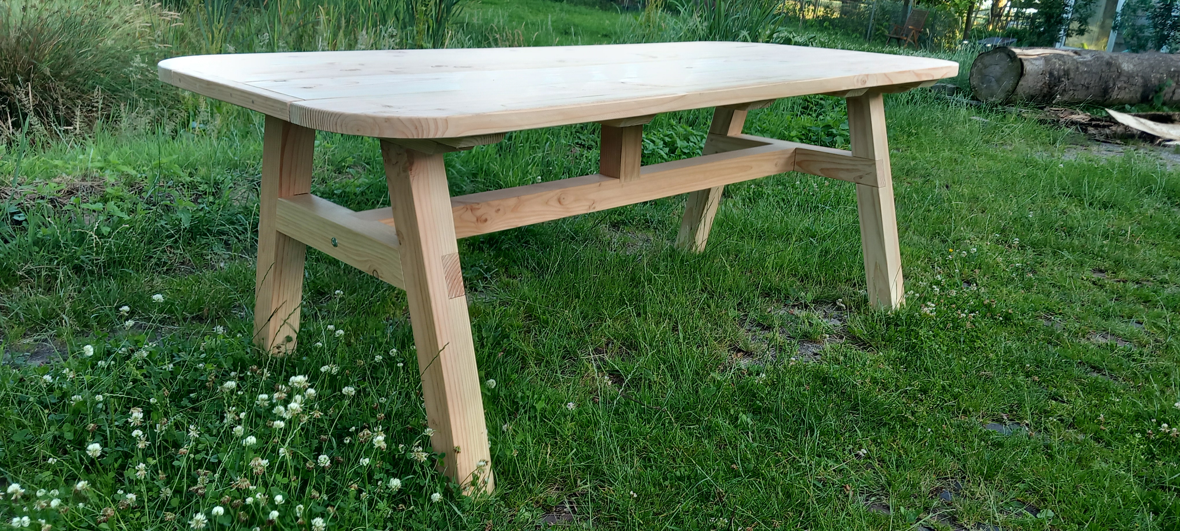 Douglas Tuintafel