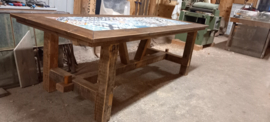 Nu Te Koop:  (binnen) Tafel steigerdelen met Portugese cementtegels