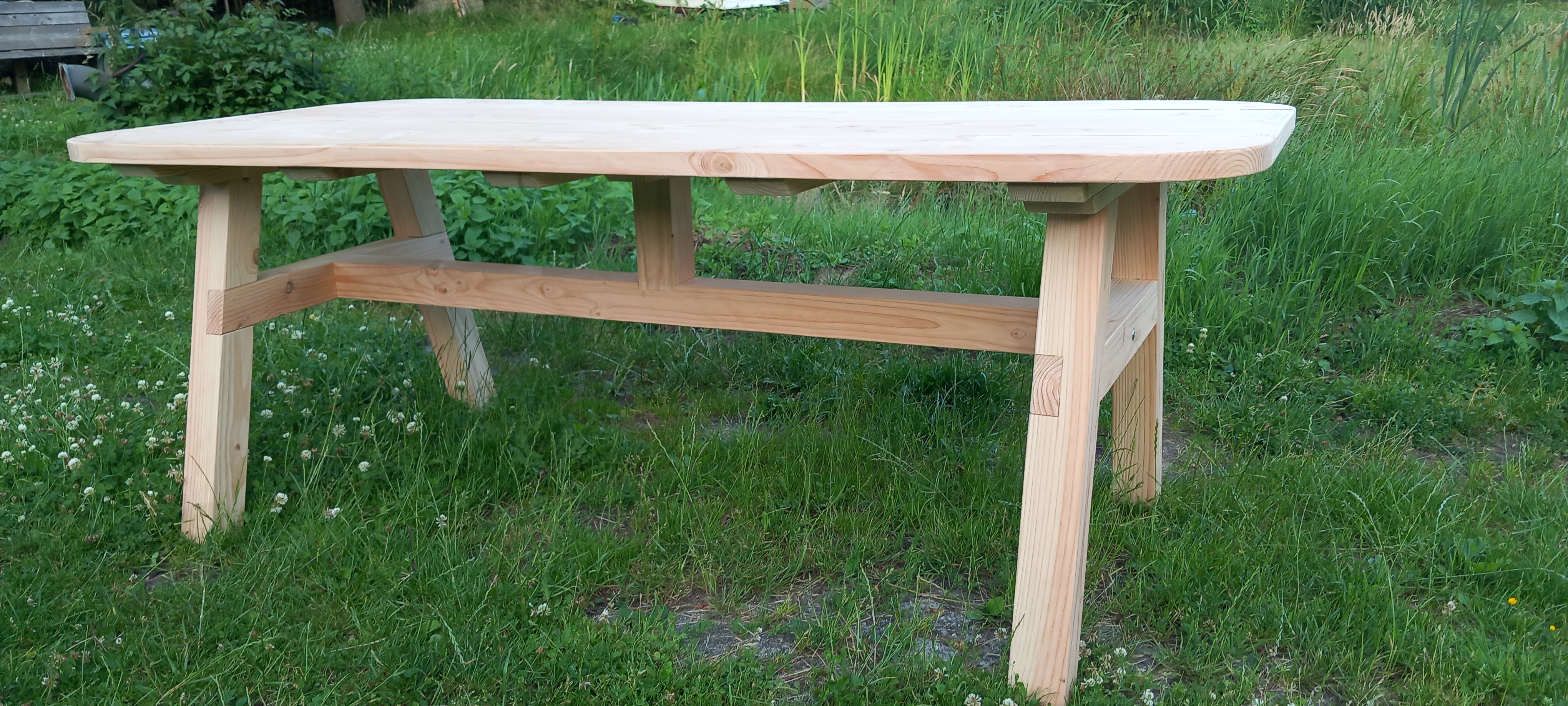 Douglas Tuintafel