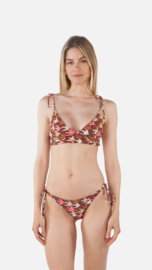 Conchu Bralette Bikini Top - Maroon