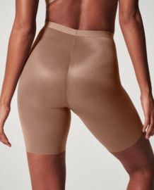 Spanx Thinstincts 2.0 Mid Thigh Short