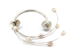 Maria van der Mel - Broche met zoetwater parels - 10997
