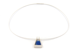 Evelien  Scharphorn - Zilveren hanger met blauw gekleurd titanium - ES1059