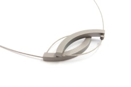 Susanne Schaars - stalen collier aluminium met zirconia -