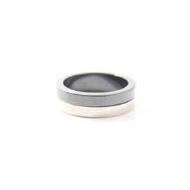 Brech sieraden - keramiek ring met witgoud - Maat 16,75 - UI23