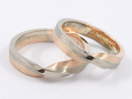 Trouwringen Twist Whitegold Redgold