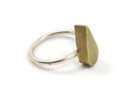 Myjung Kim -Zilveren ring met druppelvorm - 9950